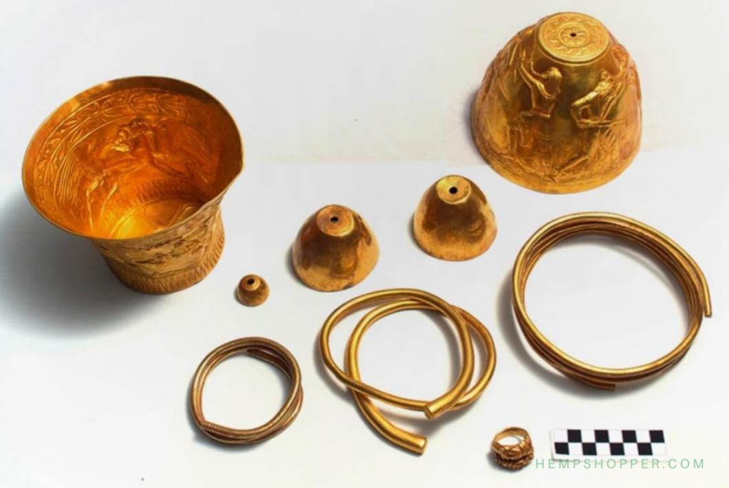 400 BCE: Scythians smoke golden bong